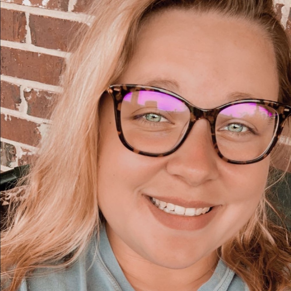Meet your Posher, Kelsey